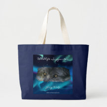 Timber Wolf Eyes & Aurora Wildlife Carry Bag