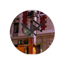 times square round wallclock