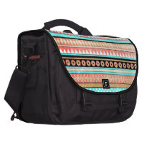 Trendy aztec
