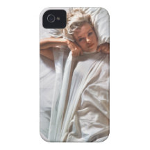 Use this classy phone cover and enjoy it daily. iPhone 4 Case-Mate case