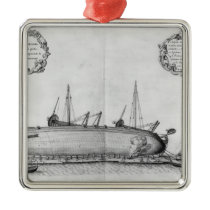 Vessel lying on its hull ornaments