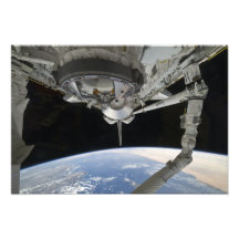 View of Space Shuttle Discovery Photo Print