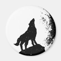 Wolf & Moon Silhoutte Fridge Magnet