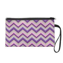 Wristlet Retro Zig Zag Chevron Pattern