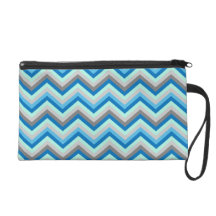 Wristlet Retro Zig Zag Chevron Pattern