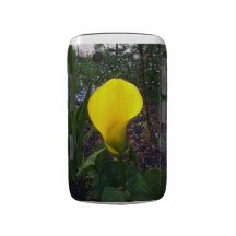 Yellow Flower BlackBerry Bold Case
