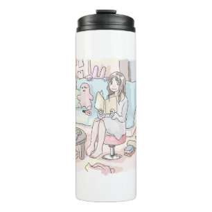 さにれくじ 散らかったお部屋で椅子に腰掛けて本を読む女性のイラスト THERMAL TUMBLER
