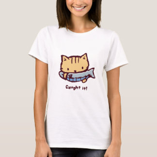 大きなお魚ゲット！| Big Catch! Cute Kitten with a Fish T-Shirt