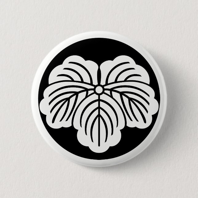 石持ち地抜き蔦 6 CM ROUND BADGE (Front)