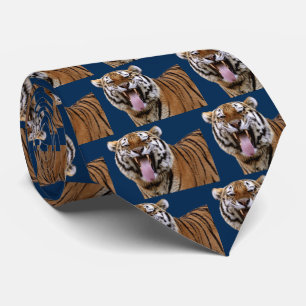 虎 TIE