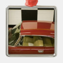 Search for creative christmas tree decorations Red