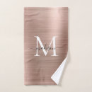 Search for pink rose bath towels Script
