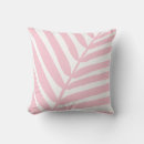 Search for tropical leaf cushions Pink
