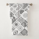 Search for deer bath towels Tree