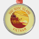 Search for architecture christmas tree decorations Matching family tourist trip