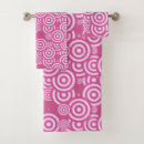 Search for pink bath towels Geometric
