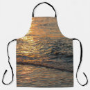 Search for beautiful ocean aprons Background