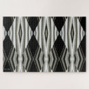 Search for monochromatic puzzles Geometric