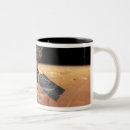 Search for reconnaissance mugs Illustration