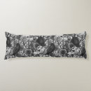 Search for gothic bedding Roses