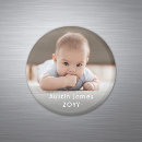 Search for friend round magnets Black and white