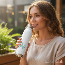 Search for trendy water bottles Feminine