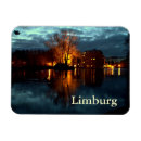 Search for castle at night magnets Europe
