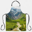 Search for nature scene aprons Travel
