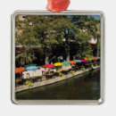 Search for restaurants christmas tree decorations Colourful