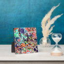 Search for abstract plaques Red