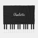 Search for piano blankets Pianist