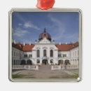 Search for royal christmas tree decorations Outdoors