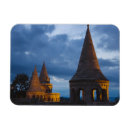 Search for castle at night magnets Budapest