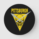 Search for gold skull art Black