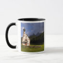 Search for isolated mugs Old