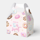Search for donut favour boxes For kids