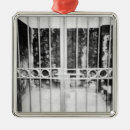 Search for creative christmas tree decorations Walter bibikow