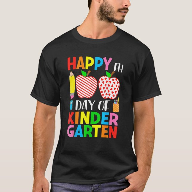 100 Days Of Kindergarten Teacher & Student Hearts  T-Shirt (Front)