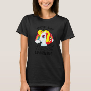 100th Day Of Magical Learning Cute Unicorn Teacher T-Shirt