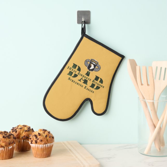 101st Airborne Division DAD Oven Mitt (Insitu(Hanging))