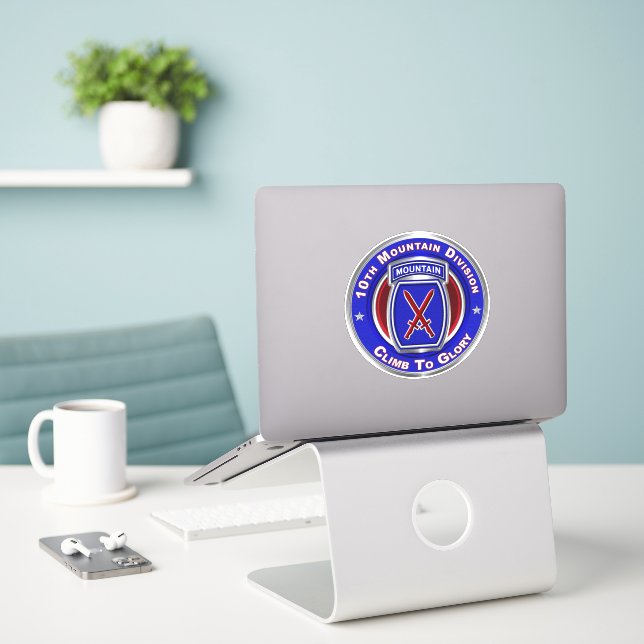 10th Mountain Division  (Laptop On Desk)