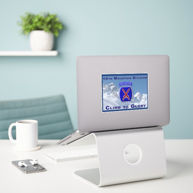 10th Mountain Division (Laptop On Desk)