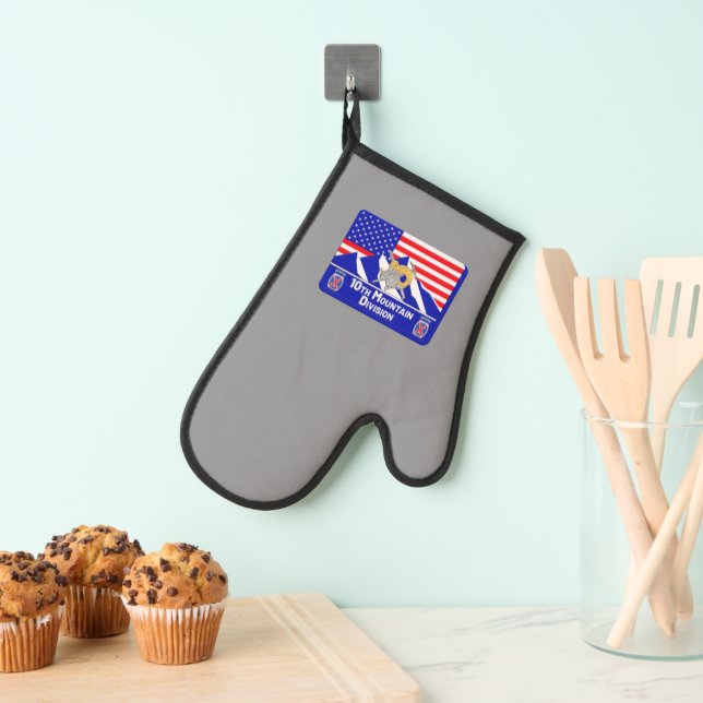 10th Mountain Division  Oven Mitt (Insitu(Hanging))