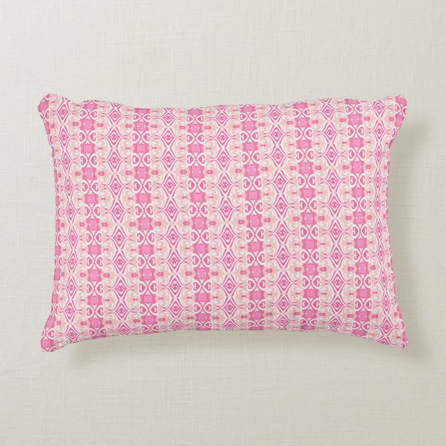 115 DECORATIVE CUSHION (Front)