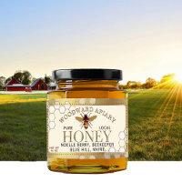 12 oz hexagon Honey with bee honeycomb gold border
