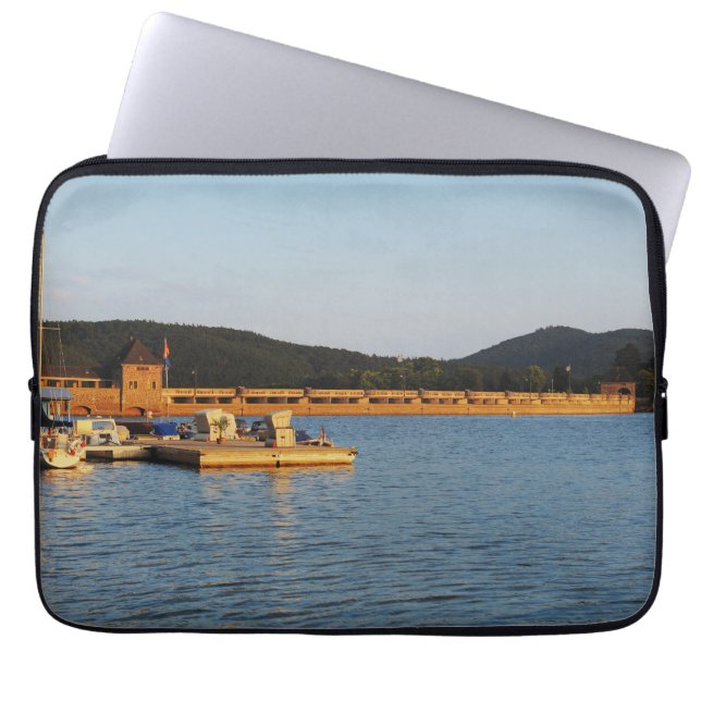 13" Laptoptasche Edersee Staumauer am Abend Laptop Sleeve (Front)