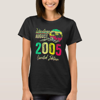 17 Yr Old Vintage August 2005  17th Birthday T-Shirt