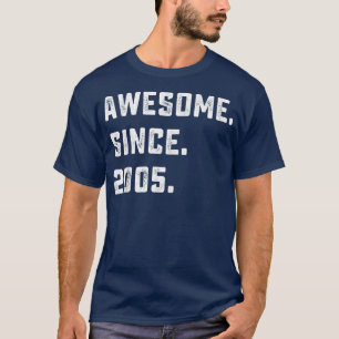 17th Birthday Gift Vintage Awesome Since 2005 17 Y T-Shirt