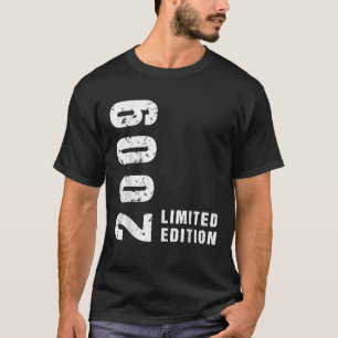17th Birthday Gifts Boy Girl 17 Years Old Vintage T-Shirt