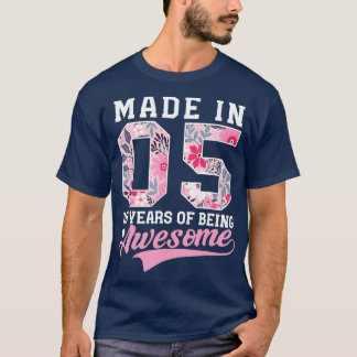 18th Birthday Gif For Girls Made In 2005 18 Year O T-Shirt